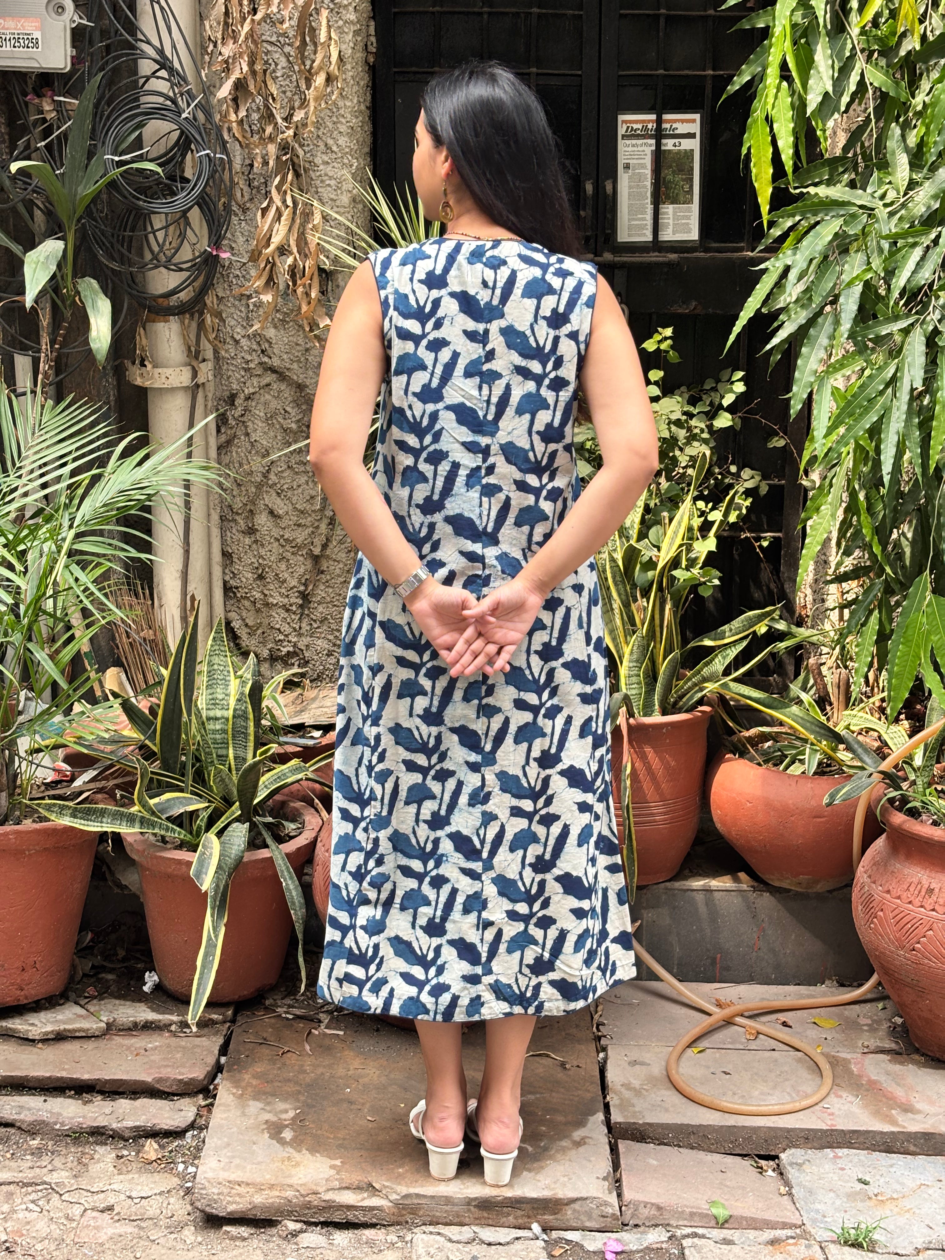 Neer Indigo Hand Block Print Cotton Sleeveless Kurta