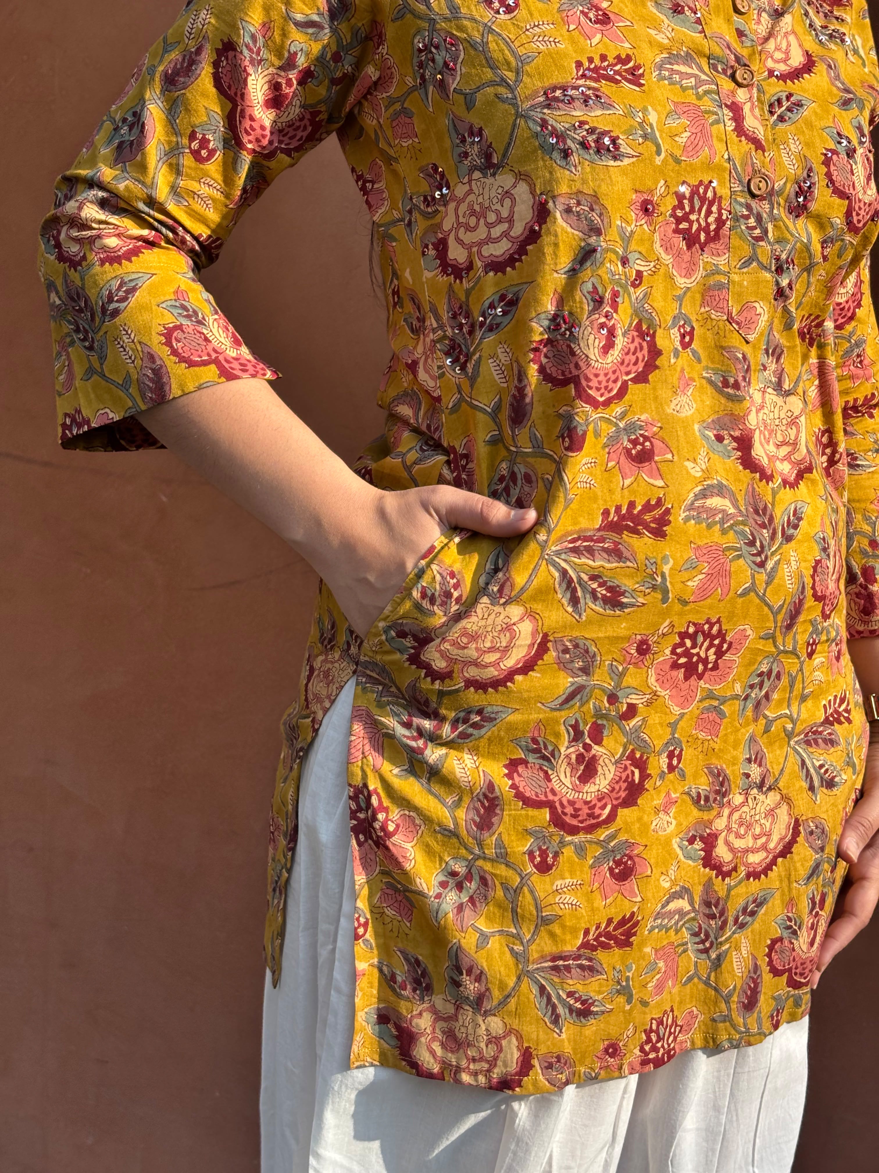 Maaya Hand Block Print Cotton Short Kurti