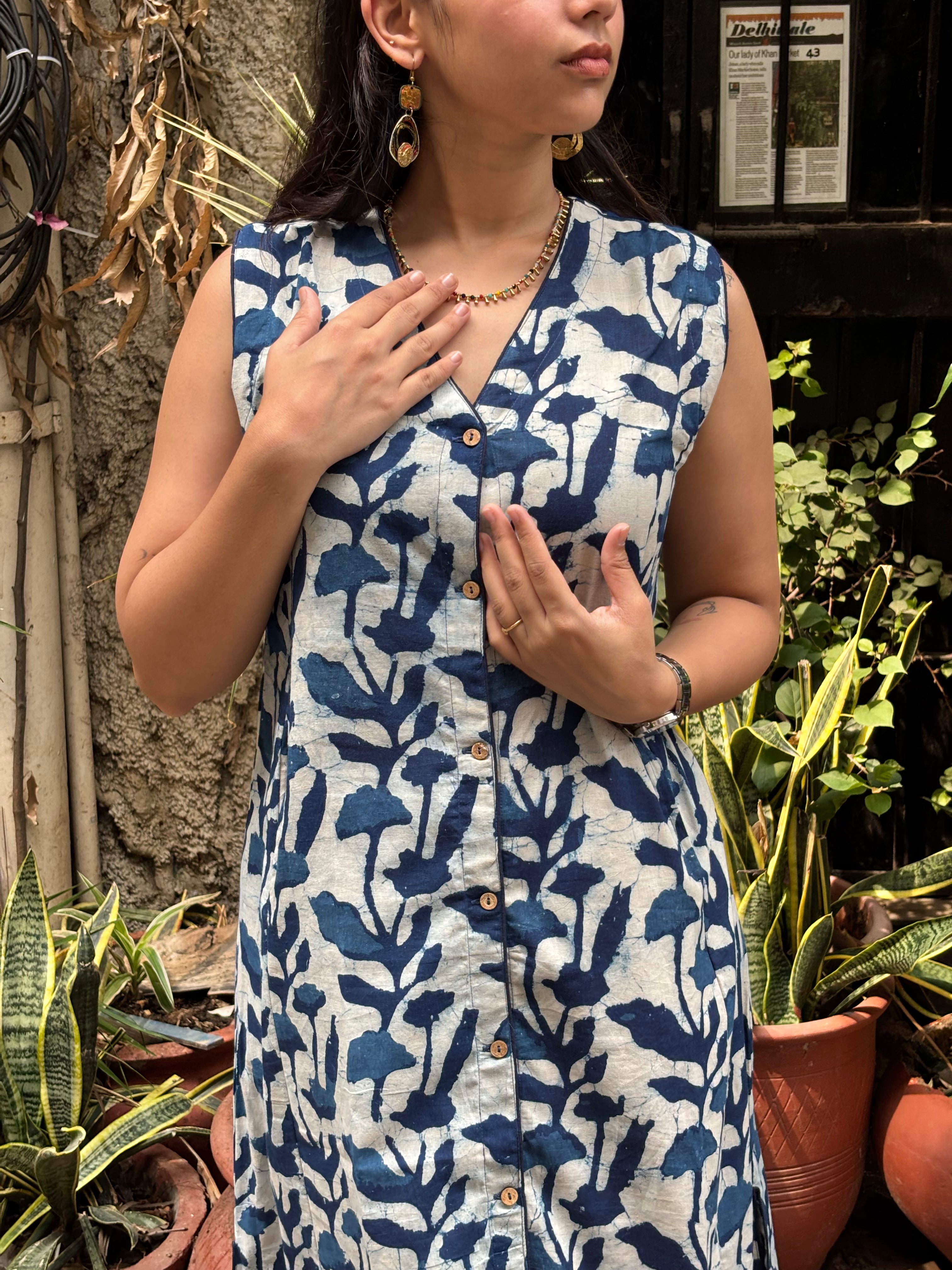 Neer Indigo Hand Block Print Cotton Sleeveless Kurta