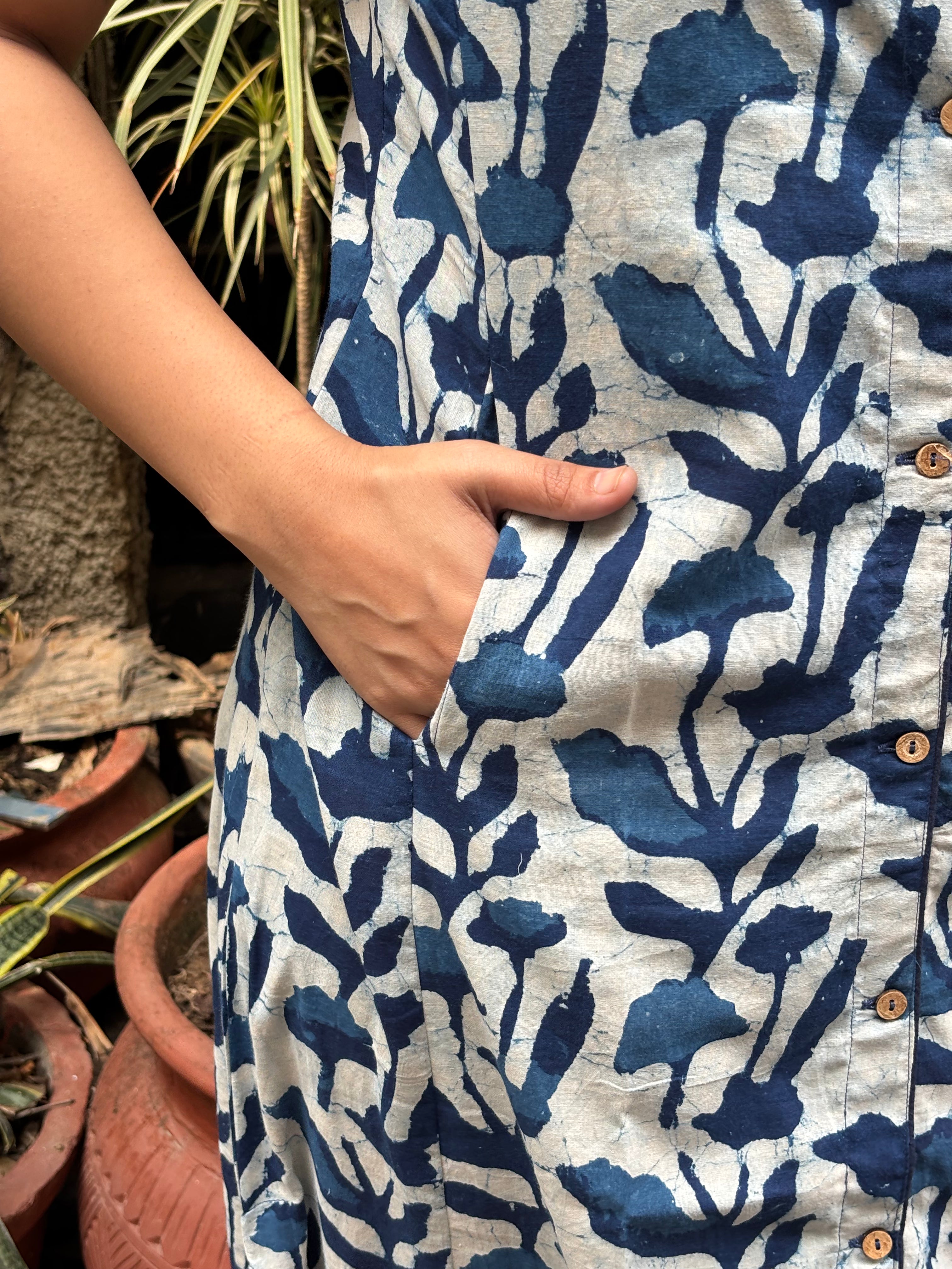 Neer Indigo Hand Block Print Cotton Sleeveless Kurta