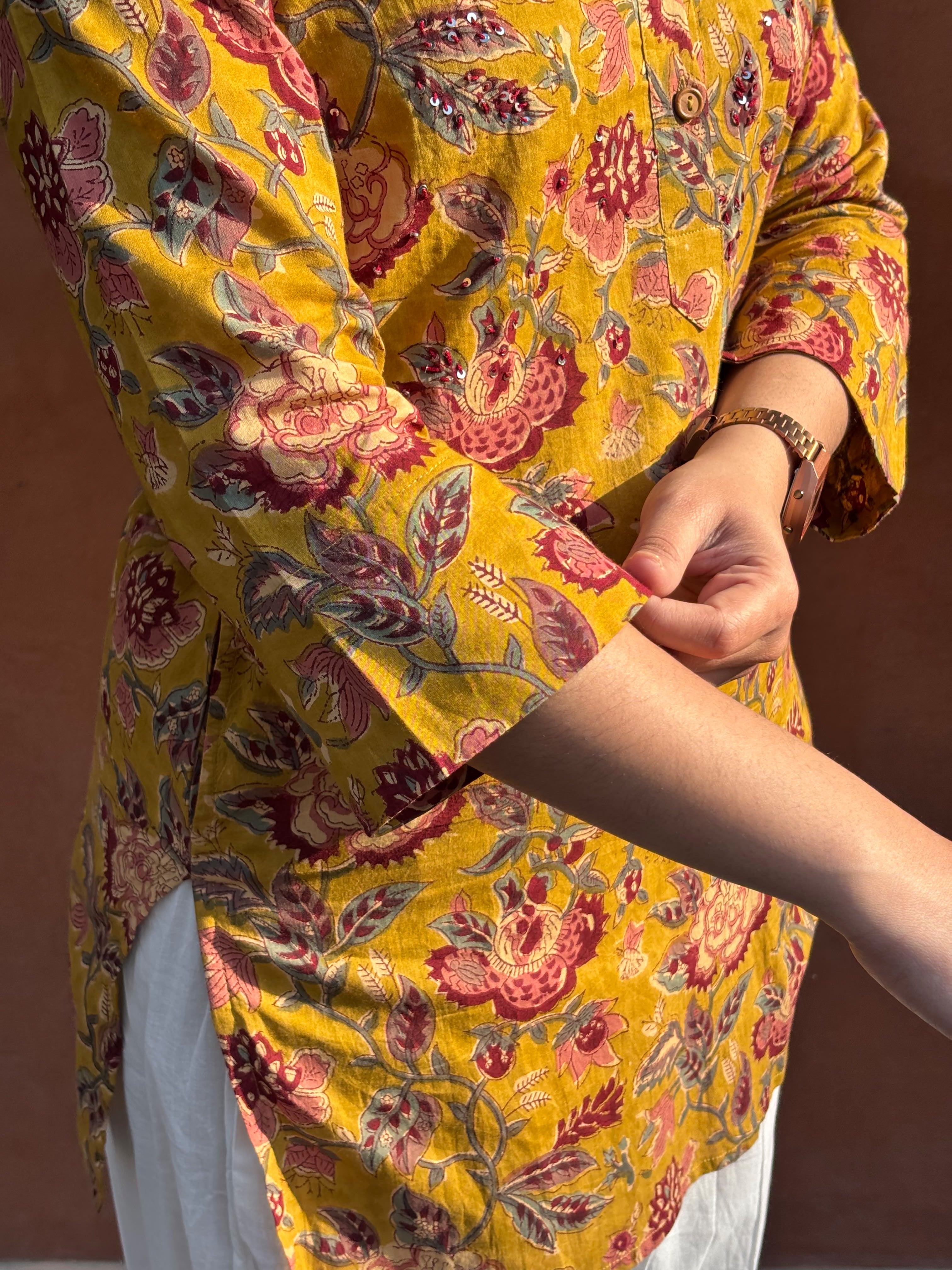 Maaya Hand Block Print Cotton Short Kurti